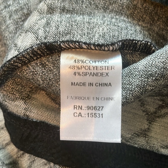 NWT Violet Ruby Size M Textured Dot Ponte Zip Jacket - Picture 9 of 10